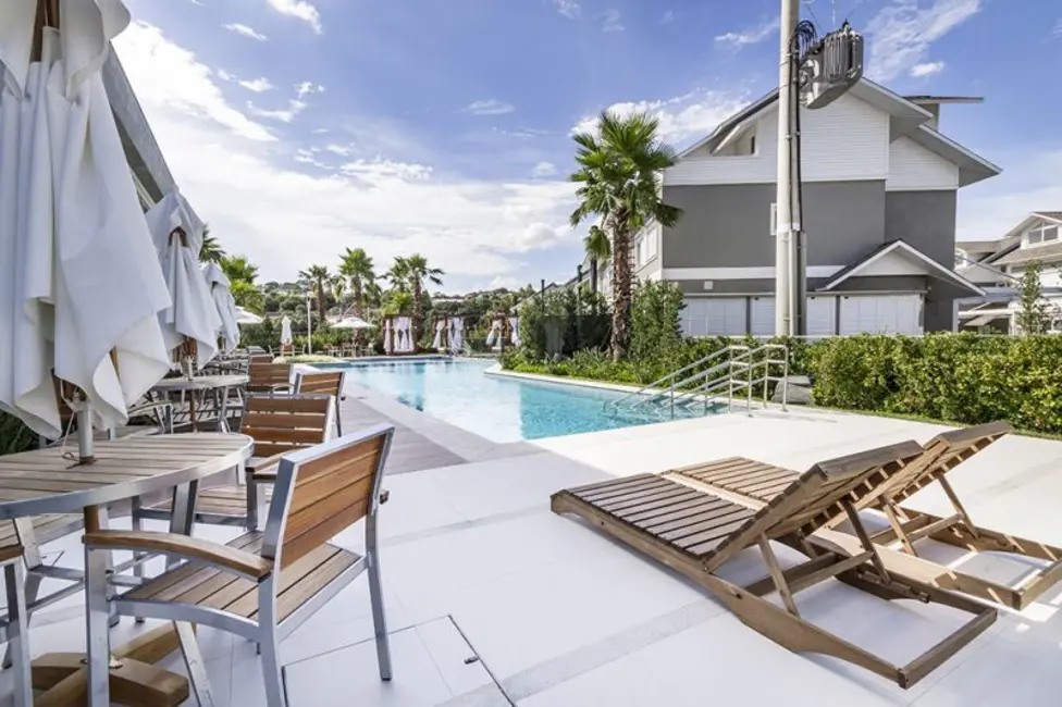 Casa com 3 quartos à venda, 195m2 em Porto Alegre - RS - imagem 9 Foto 9 de Casa com 3 quartos à venda, 195m2 em Porto Alegre - RS