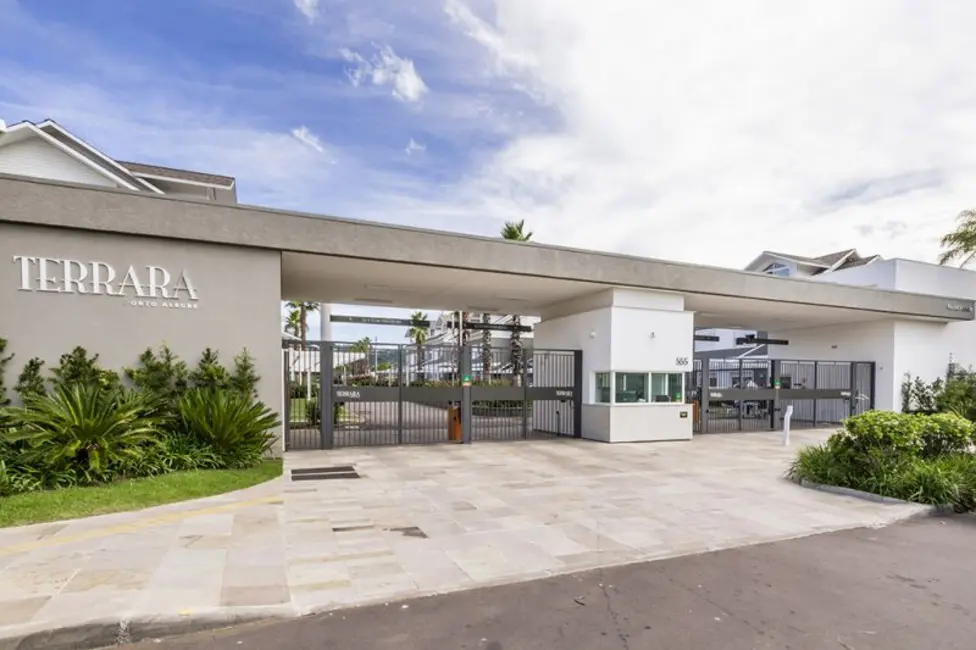 Casa com 3 quartos à venda, 195m2 em Porto Alegre - RS - imagem 2 Foto 2 de Casa com 3 quartos à venda, 195m2 em Porto Alegre - RS