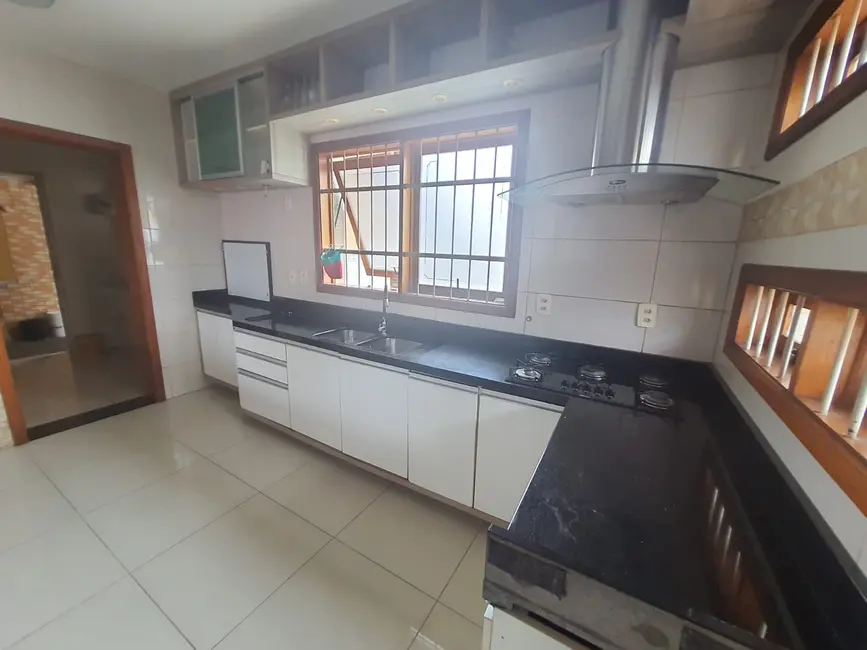 Foto 7 de Casa com 2 quartos à venda, 117m2 em Rubem Berta, Porto Alegre - RS