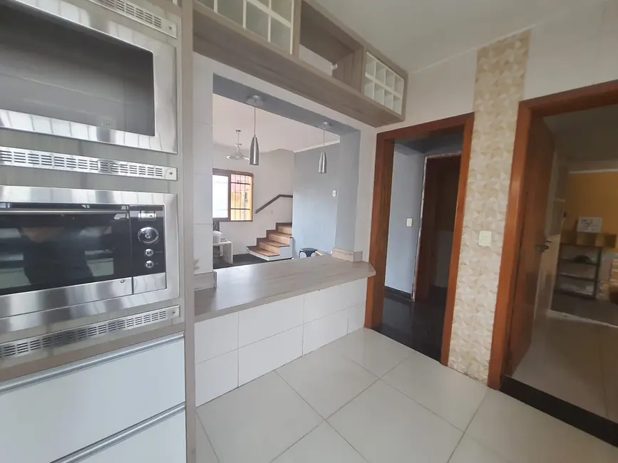 Foto 9 de Casa com 2 quartos à venda, 117m2 em Rubem Berta, Porto Alegre - RS