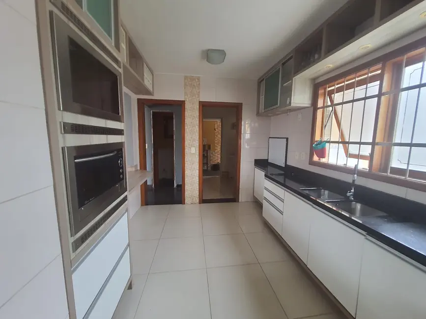 Foto 8 de Casa com 2 quartos à venda, 117m2 em Rubem Berta, Porto Alegre - RS