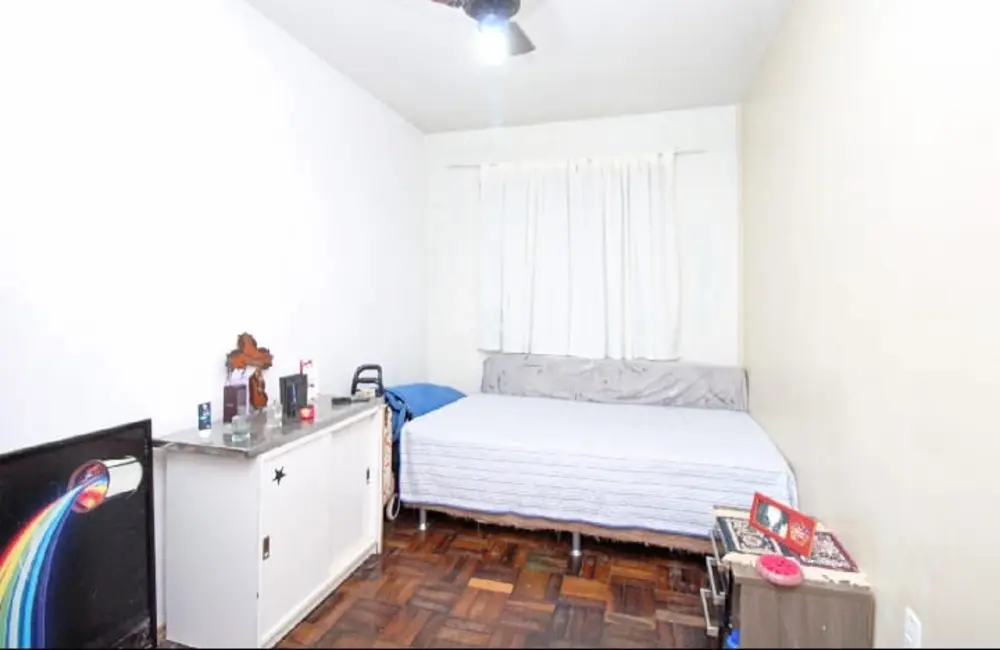 Apartamento com 2 quartos à venda, 53m2 em Menino Deus, Porto Alegre - RS - imagem 4 Foto 4 de Apartamento com 2 quartos à venda, 53m2 em Menino Deus, Porto Alegre - RS