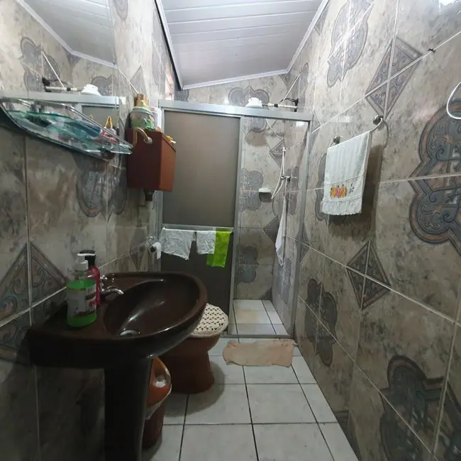 Casa com 3 quartos à venda, 330m2 em Chácara das Pedras, Porto Alegre - RS - imagem 7 Foto 7 de Casa com 3 quartos à venda, 330m2 em Chácara das Pedras, Porto Alegre - RS
