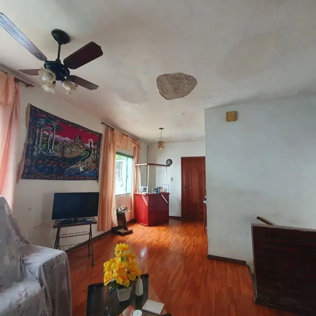 Casa com 3 quartos à venda, 330m2 em Chácara das Pedras, Porto Alegre - RS - imagem 4 Foto 4 de Casa com 3 quartos à venda, 330m2 em Chácara das Pedras, Porto Alegre - RS