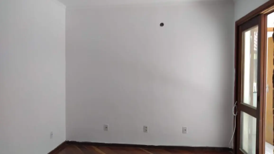 Apartamento com 3 quartos à venda, 104m2 em Jardim Itu Sabará, Porto Alegre - RS - imagem 7 Foto 7 de Apartamento com 3 quartos à venda, 104m2 em Jardim Itu Sabará, Porto Alegre - RS