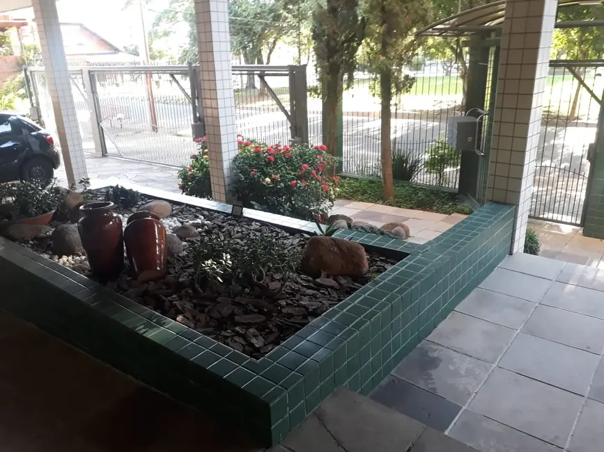 Apartamento com 3 quartos à venda, 104m2 em Jardim Itu Sabará, Porto Alegre - RS - imagem 2 Foto 2 de Apartamento com 3 quartos à venda, 104m2 em Jardim Itu Sabará, Porto Alegre - RS