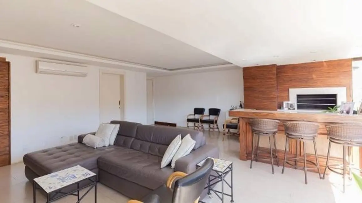 Apartamento com 3 quartos à venda, 123m2 em Petrópolis, Porto Alegre - RS - imagem 3 Foto 3 de Apartamento com 3 quartos à venda, 123m2 em Petrópolis, Porto Alegre - RS