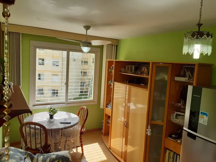 Foto 2 de Apartamento com 1 quarto à venda, 45m2 em Jardim Carvalho, Porto Alegre - RS