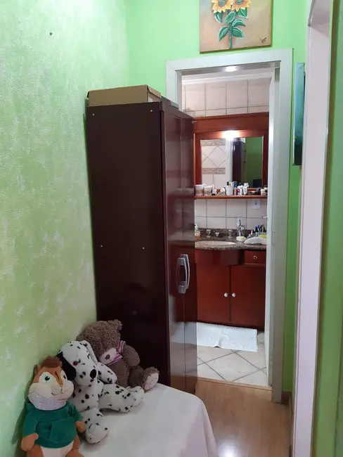 Apartamento com 1 quarto à venda, 45m2 em Jardim Carvalho, Porto Alegre - RS - imagem 6 Foto 6 de Apartamento com 1 quarto à venda, 45m2 em Jardim Carvalho, Porto Alegre - RS