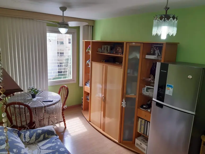 Apartamento com 1 quarto à venda, 45m2 em Jardim Carvalho, Porto Alegre - RS - imagem 4 Foto 4 de Apartamento com 1 quarto à venda, 45m2 em Jardim Carvalho, Porto Alegre - RS