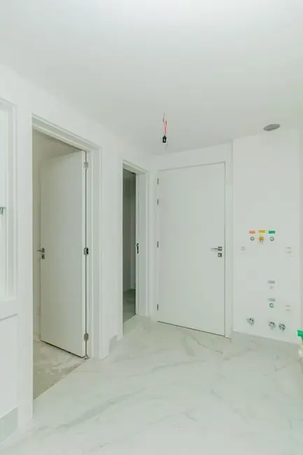 Foto 9 de Apartamento com 3 quartos à venda, 159m2 em Auxiliadora, Porto Alegre - RS