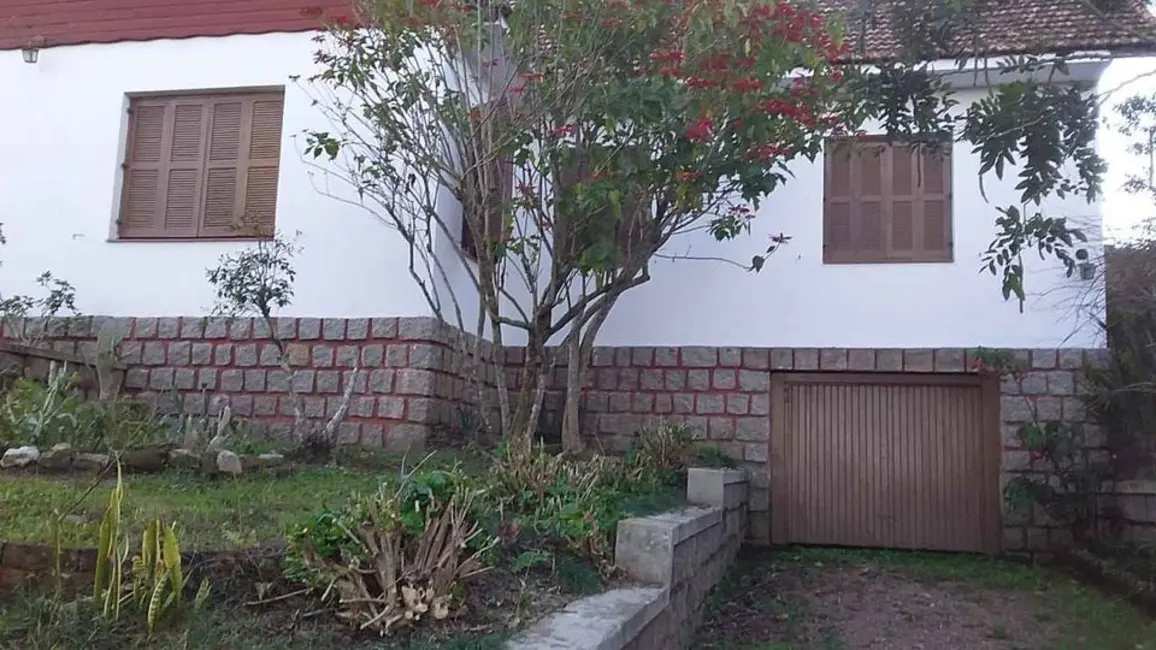 Casa com 4 quartos à venda, 176m2 em Centro, Sertao Santana - RS - imagem 4 Foto 4 de Casa com 4 quartos à venda, 176m2 em Centro, Sertao Santana - RS