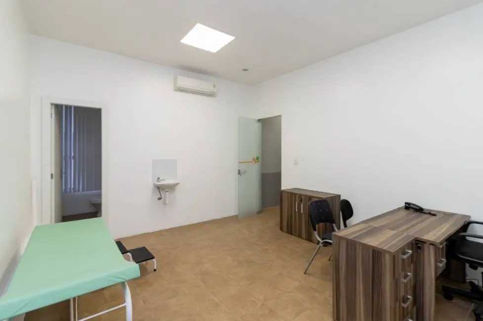 Foto 10 de Sala Comercial para alugar, 479m2 em Porto Alegre - RS