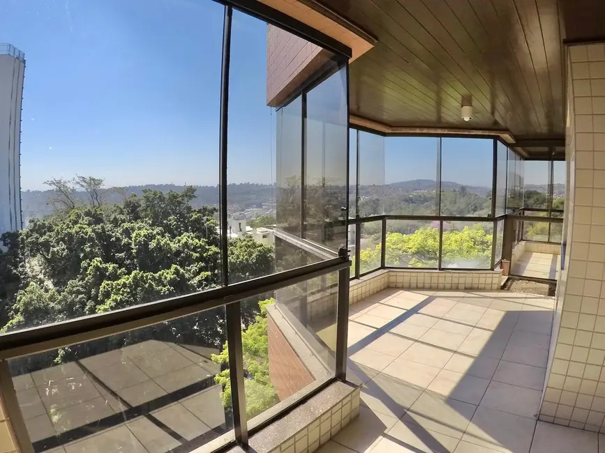 Cobertura com 3 quartos à venda, 310m2 em Santa Tereza, Porto Alegre - RS - imagem 8 Foto 8 de Cobertura com 3 quartos à venda, 310m2 em Santa Tereza, Porto Alegre - RS