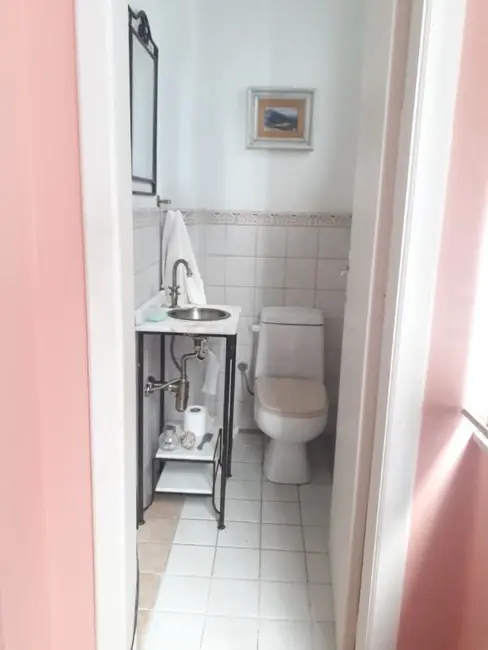 Apartamento com 2 quartos à venda, 113m2 em Independência, Porto Alegre - RS - imagem 4 Foto 4 de Apartamento com 2 quartos à venda, 113m2 em Independência, Porto Alegre - RS