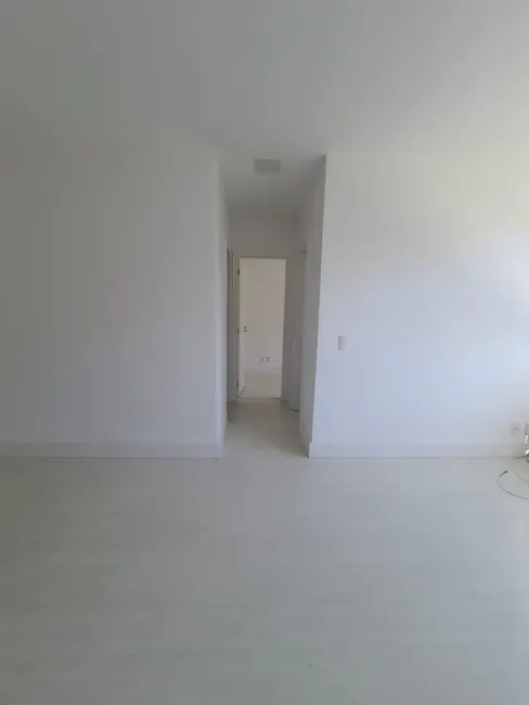 Foto 3 de Apartamento com 2 quartos à venda, 45m2 em Cavalhada, Porto Alegre - RS