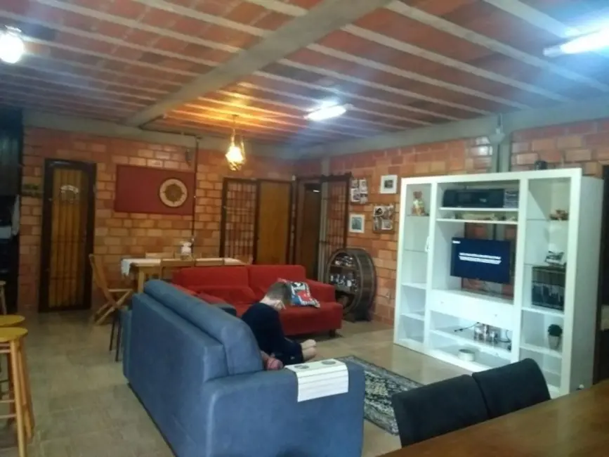 Chácara com 2 quartos à venda, 20000m2 em Taquara - RS - imagem 3 Foto 3 de Chácara com 2 quartos à venda, 20000m2 em Taquara - RS