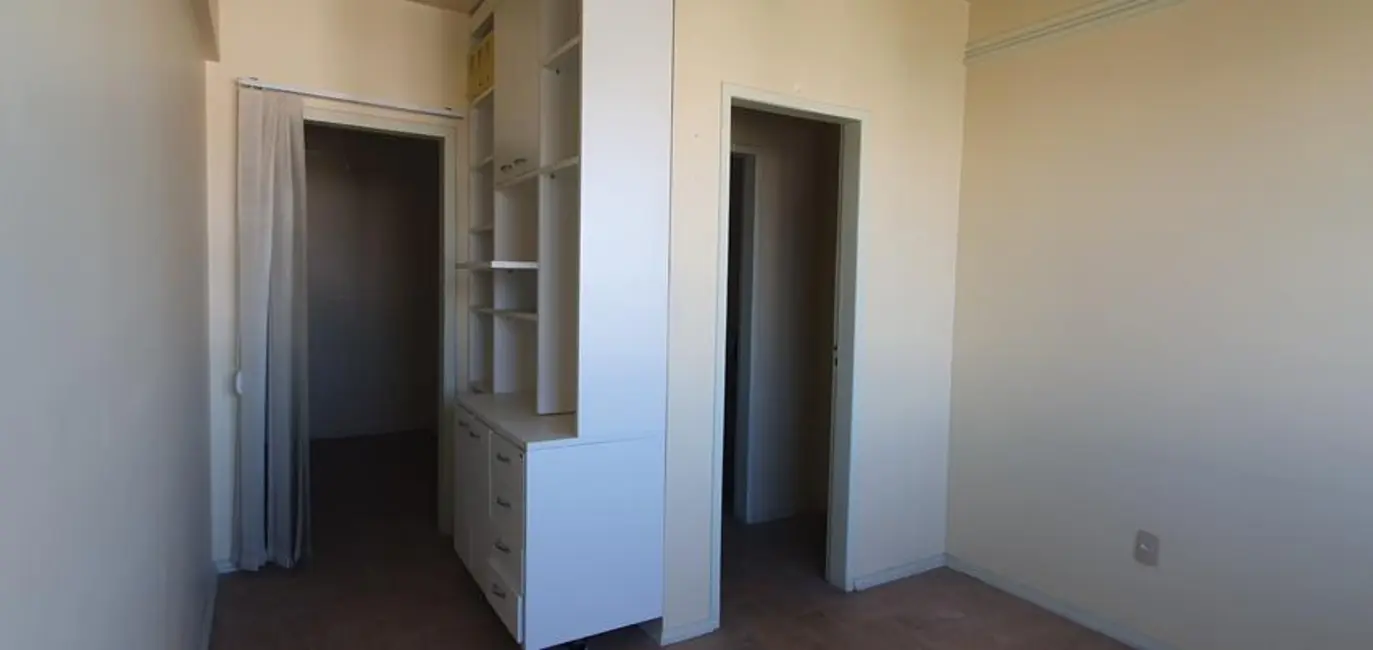 Foto 8 de Sala Comercial à venda, 30m2 em São João, Porto Alegre - RS