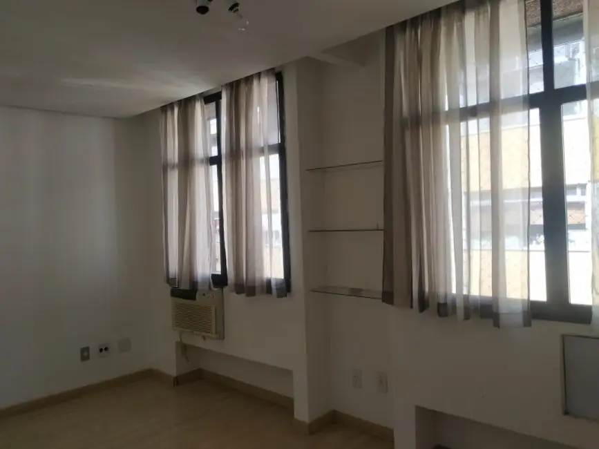 Foto 1 de Sala Comercial à venda, 32m2 em Menino Deus, Porto Alegre - RS