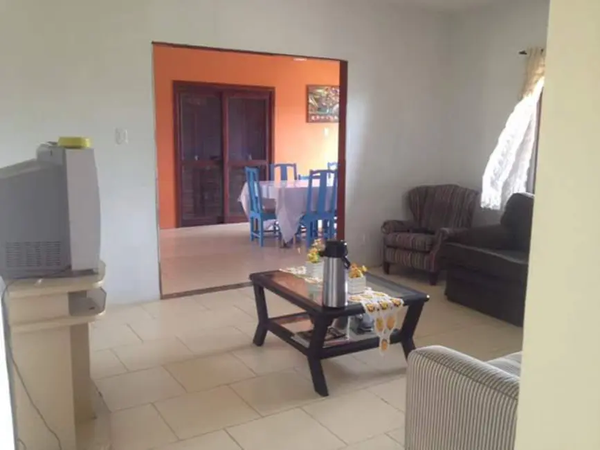 Casa com 3 quartos à venda, 262m2 em Torres - RS - imagem 7 Foto 7 de Casa com 3 quartos à venda, 262m2 em Torres - RS