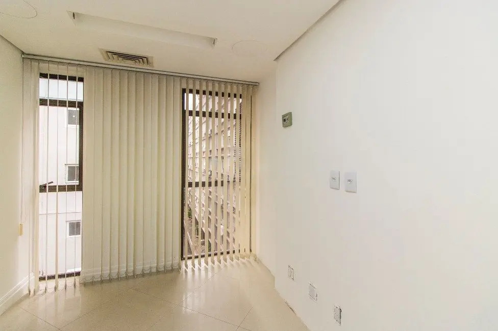 Foto 5 de Sala Comercial à venda, 44m2 em Moinhos de Vento, Porto Alegre - RS