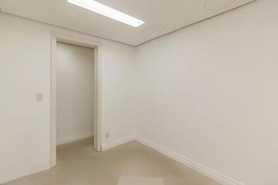 Foto 9 de Sala Comercial à venda, 44m2 em Moinhos de Vento, Porto Alegre - RS