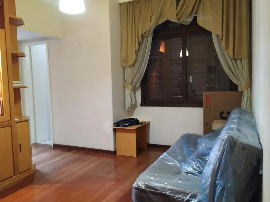 Apartamento com 2 quartos à venda, 60m2 em Praia de Belas, Porto Alegre - RS - imagem 5 Foto 5 de Apartamento com 2 quartos à venda, 60m2 em Praia de Belas, Porto Alegre - RS
