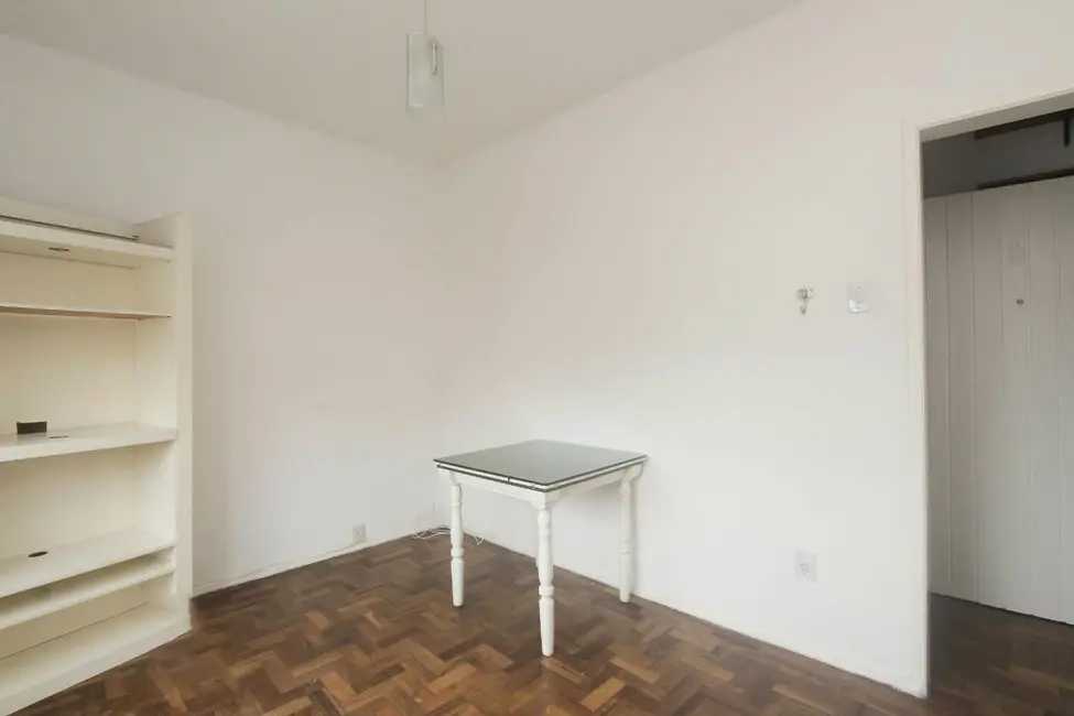 Foto 4 de Apartamento com 1 quarto à venda, 49m2 em São João, Porto Alegre - RS