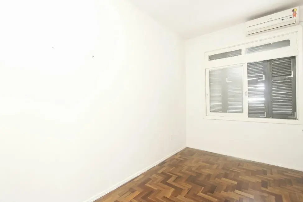 Foto 8 de Apartamento com 1 quarto à venda, 49m2 em São João, Porto Alegre - RS