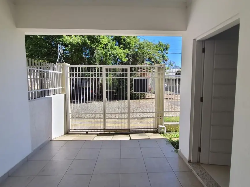 Casa com 3 quartos à venda, 105m2 em Jardim Itu, Porto Alegre - RS - imagem 8 Foto 8 de Casa com 3 quartos à venda, 105m2 em Jardim Itu, Porto Alegre - RS