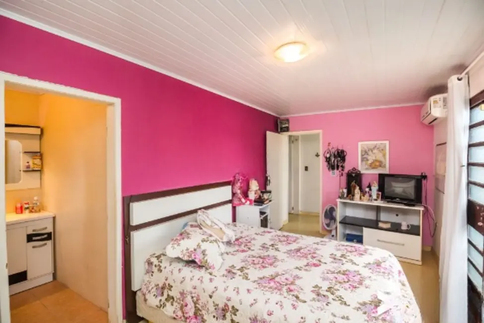 Foto 8 de Casa com 3 quartos à venda, 204m2 em Nonoai, Porto Alegre - RS