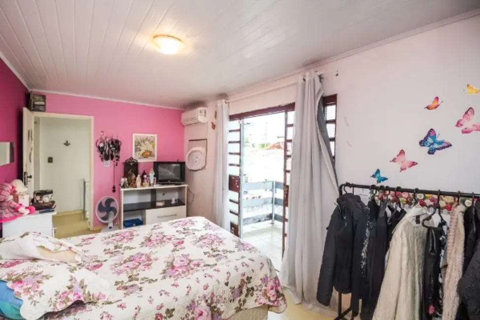 Foto 7 de Casa com 3 quartos à venda, 204m2 em Nonoai, Porto Alegre - RS