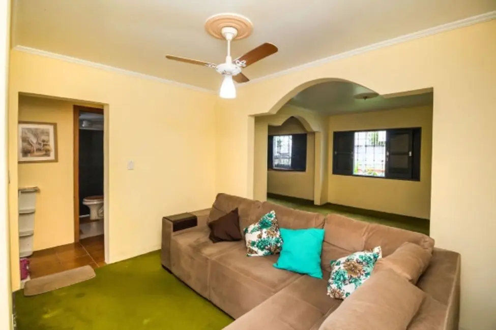 Foto 3 de Casa com 3 quartos à venda, 204m2 em Nonoai, Porto Alegre - RS