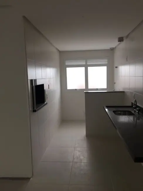 Foto 3 de Apartamento com 2 quartos à venda, 84m2 em Tristeza, Porto Alegre - RS