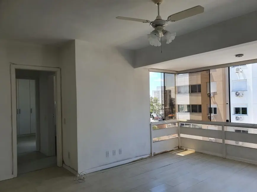 Foto 7 de Apartamento com 2 quartos à venda, 94m2 em Santana, Porto Alegre - RS