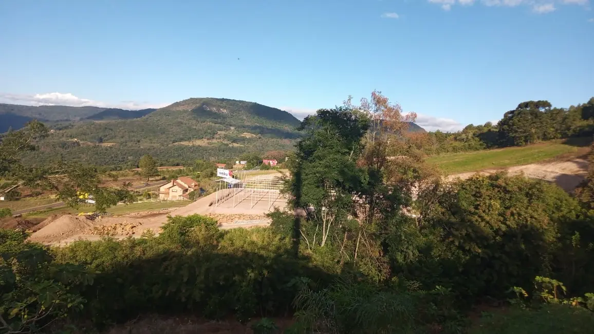 Foto 1 de Terreno / Lote à venda, 50000m2 em Nova Petropolis - RS