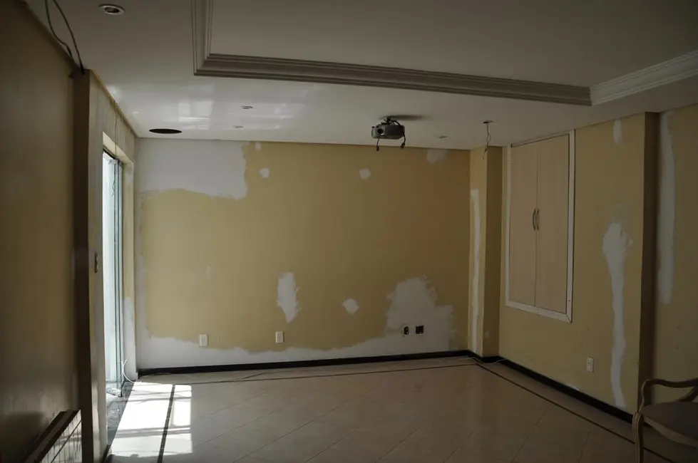 Casa com 4 quartos à venda, 526m2 em Três Figueiras, Porto Alegre - RS - imagem 9 Foto 9 de Casa com 4 quartos à venda, 526m2 em Três Figueiras, Porto Alegre - RS