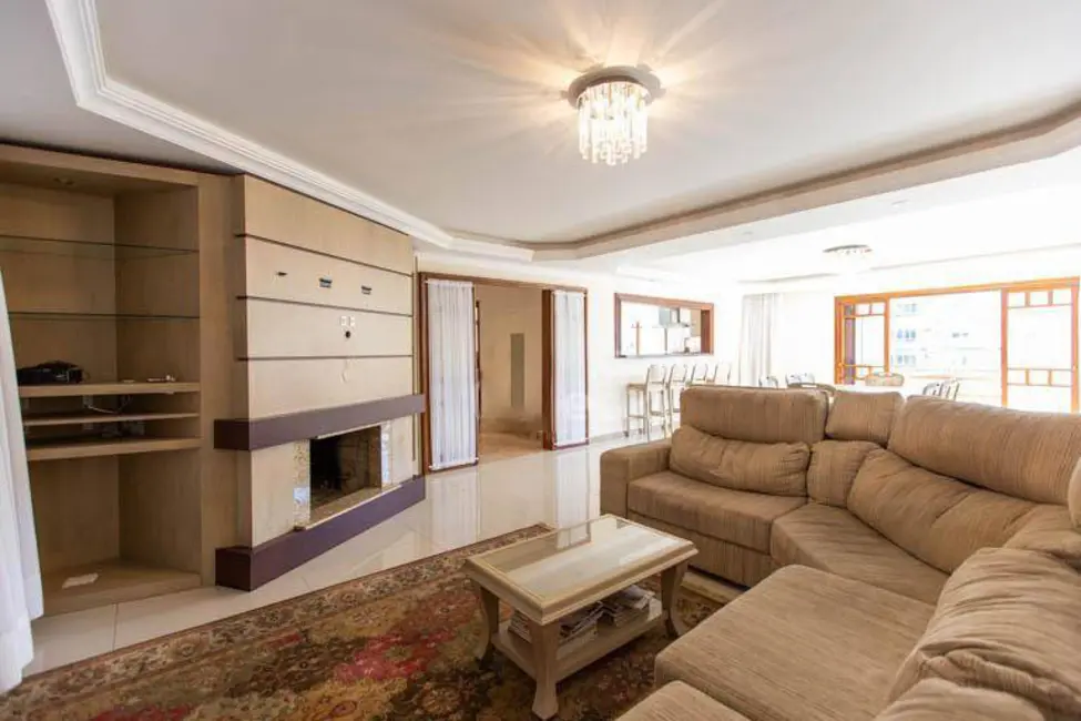 Foto 7 de Sobrado com 4 quartos à venda, 499m2 em Vila Ipiranga, Porto Alegre - RS