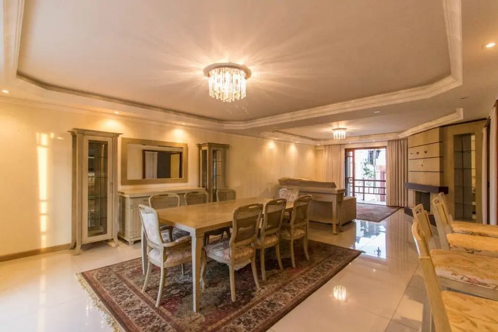 Foto 4 de Sobrado com 4 quartos à venda, 499m2 em Vila Ipiranga, Porto Alegre - RS