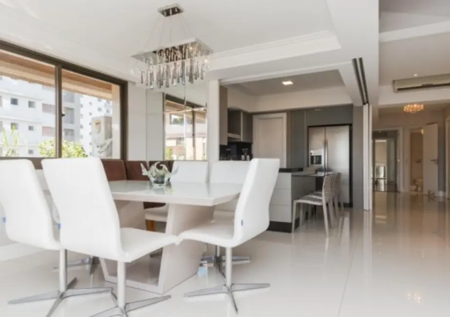 Cobertura com 3 quartos à venda, 283m2 em Bela Vista, Porto Alegre - RS - imagem 6 Foto 6 de Cobertura com 3 quartos à venda, 283m2 em Bela Vista, Porto Alegre - RS