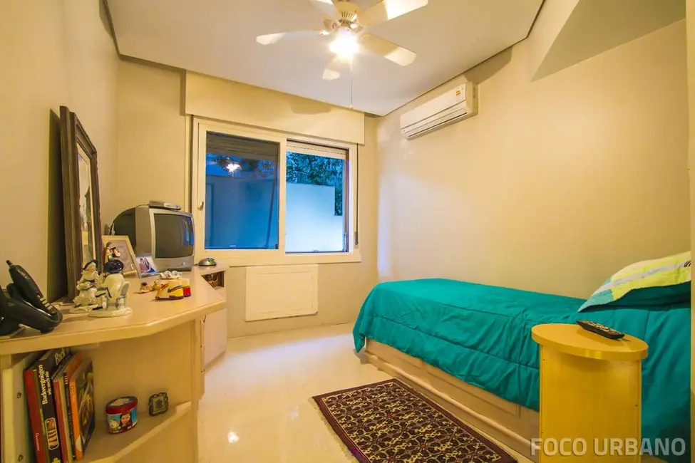 Foto 6 de Apartamento com 3 quartos à venda, 140m2 em Auxiliadora, Porto Alegre - RS