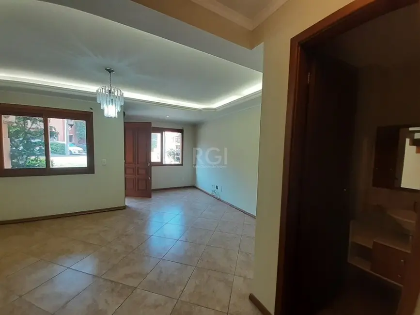 Foto 3 de Casa com 3 quartos à venda, 144m2 em Cavalhada, Porto Alegre - RS
