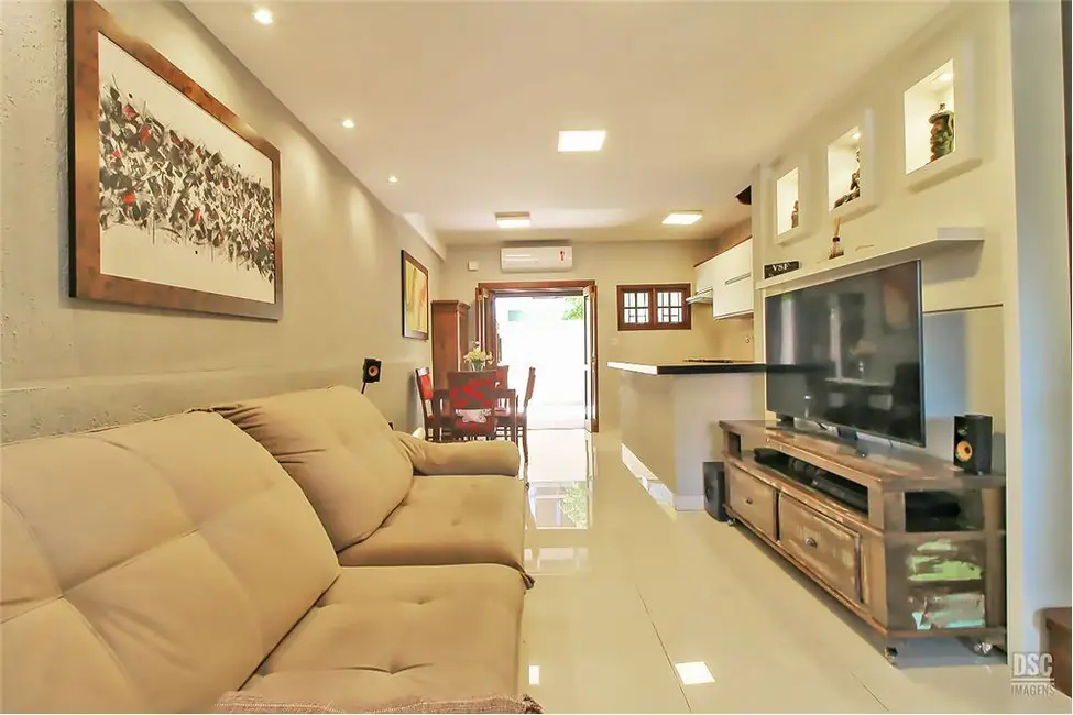 Foto 3 de Casa com 2 quartos à venda, 112m2 em Hípica, Porto Alegre - RS