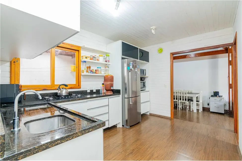 Casa com 4 quartos à venda, 100m2 em Sarandi, Porto Alegre - RS - imagem 6 Foto 6 de Casa com 4 quartos à venda, 100m2 em Sarandi, Porto Alegre - RS