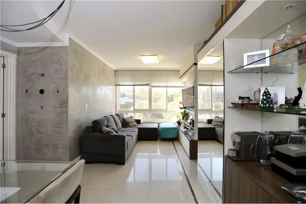 Apartamento com 3 quartos à venda, 80m2 em Jardim Botânico, Porto Alegre - RS - imagem 4 Foto 4 de Apartamento com 3 quartos à venda, 80m2 em Jardim Botânico, Porto Alegre - RS