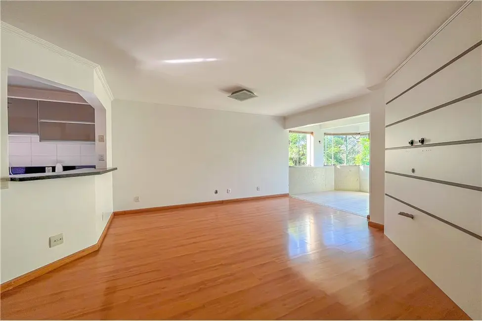 Apartamento com 3 quartos à venda, 99m2 em Vila Ipiranga, Porto Alegre - RS - imagem 6 Foto 6 de Apartamento com 3 quartos à venda, 99m2 em Vila Ipiranga, Porto Alegre - RS