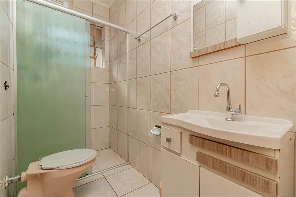 Apartamento com 1 quarto à venda, 35m2 em Passo da Areia, Porto Alegre - RS - imagem 9 Foto 9 de Apartamento com 1 quarto à venda, 35m2 em Passo da Areia, Porto Alegre - RS