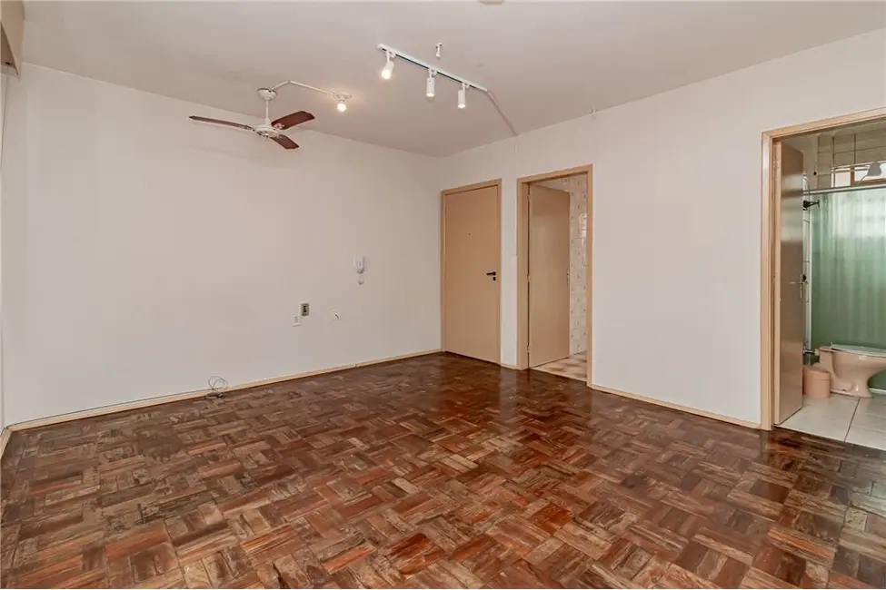 Apartamento com 1 quarto à venda, 35m2 em Passo da Areia, Porto Alegre - RS - imagem 6 Foto 6 de Apartamento com 1 quarto à venda, 35m2 em Passo da Areia, Porto Alegre - RS