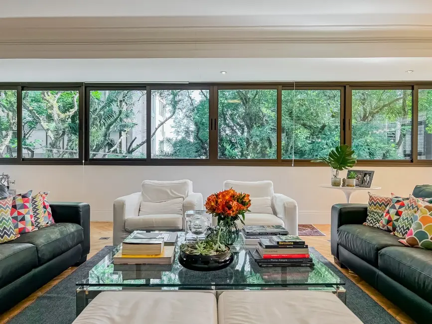 Foto 6 de Apartamento com 3 quartos à venda, 243m2 em Rio Branco, Porto Alegre - RS