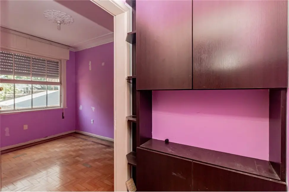 Apartamento com 3 quartos à venda, 113m2 em Farroupilha, Porto Alegre - RS - imagem 9 Foto 9 de Apartamento com 3 quartos à venda, 113m2 em Farroupilha, Porto Alegre - RS